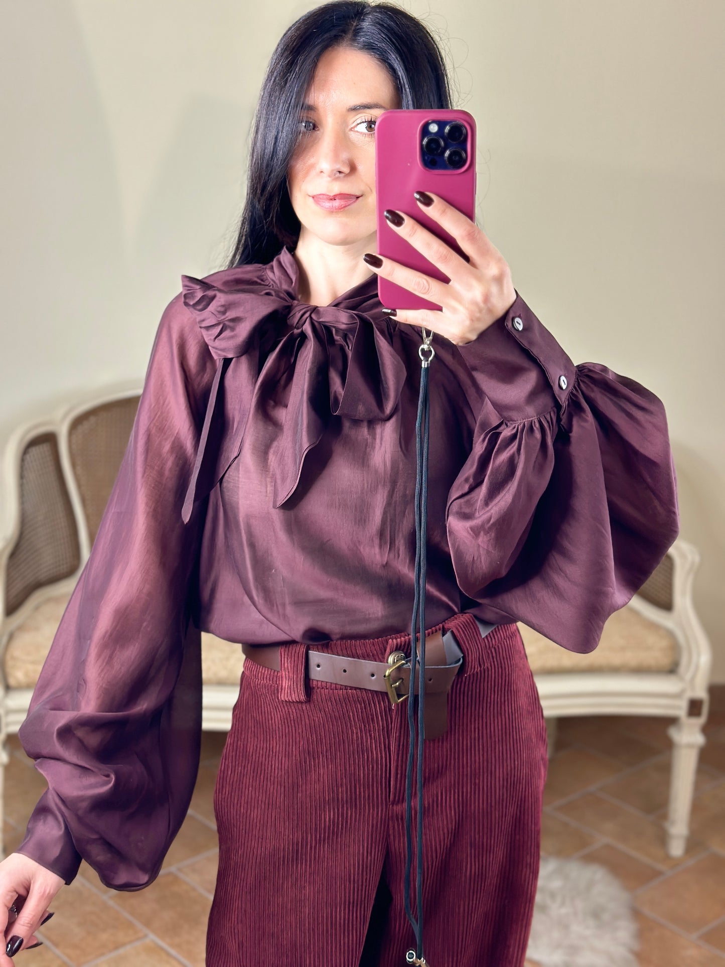 Tensione in Blusa in lyocell con fiocco Burgundy