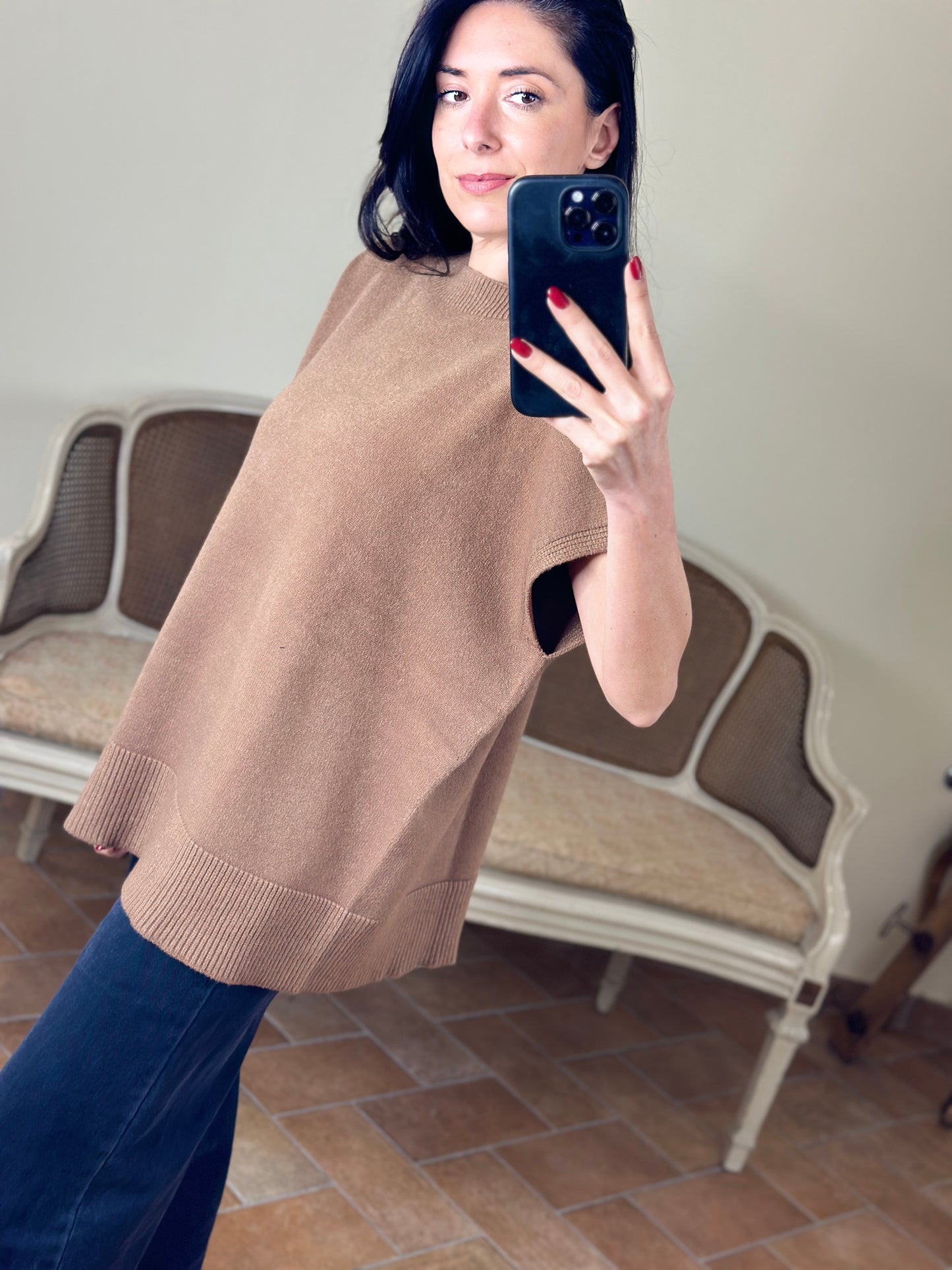 Tensione In poncho camel