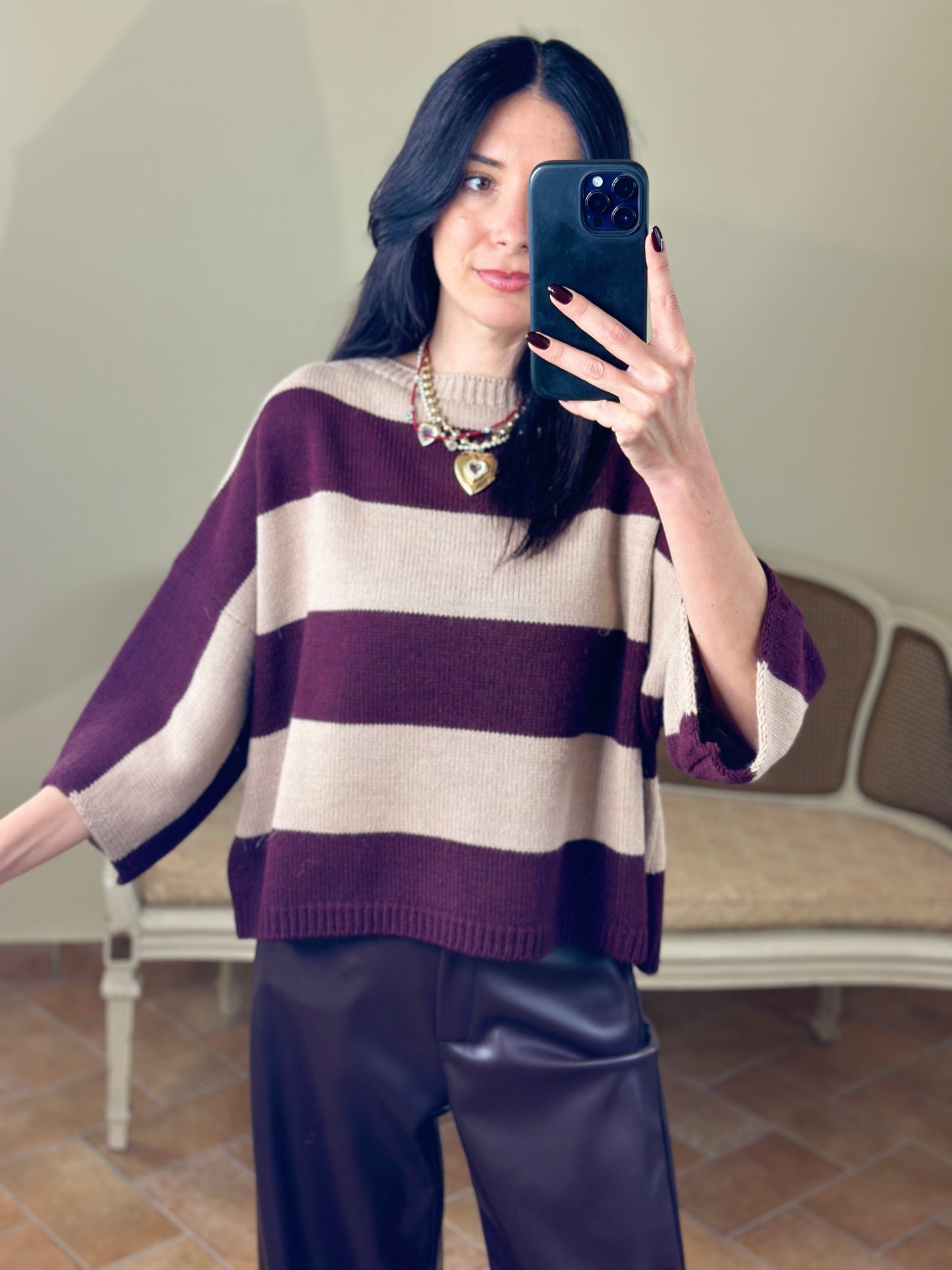 Tensione in Maglia maxi riga bordeaux/ beige taglio a scatola