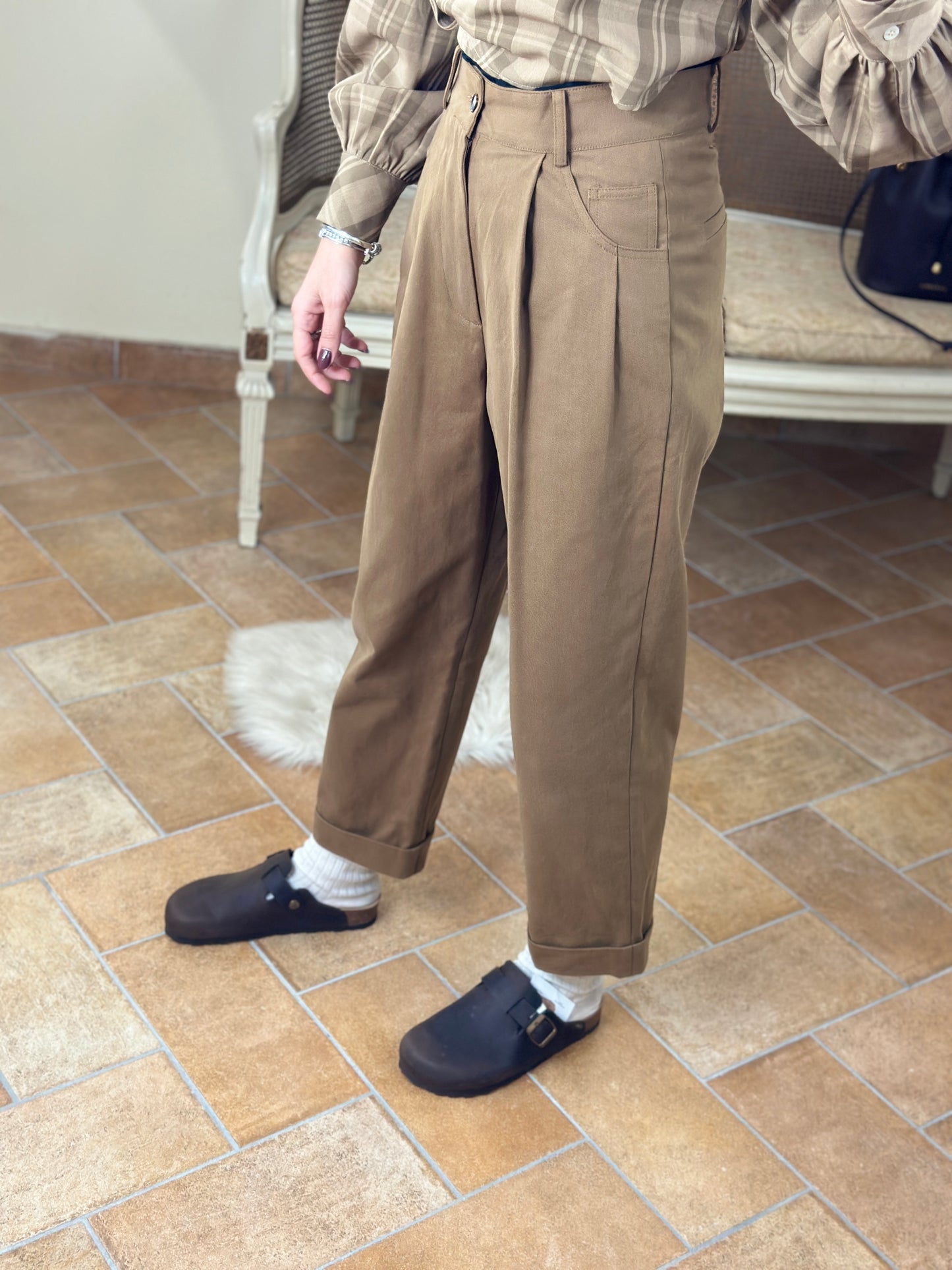 Eleh pantalone ovetto marrone