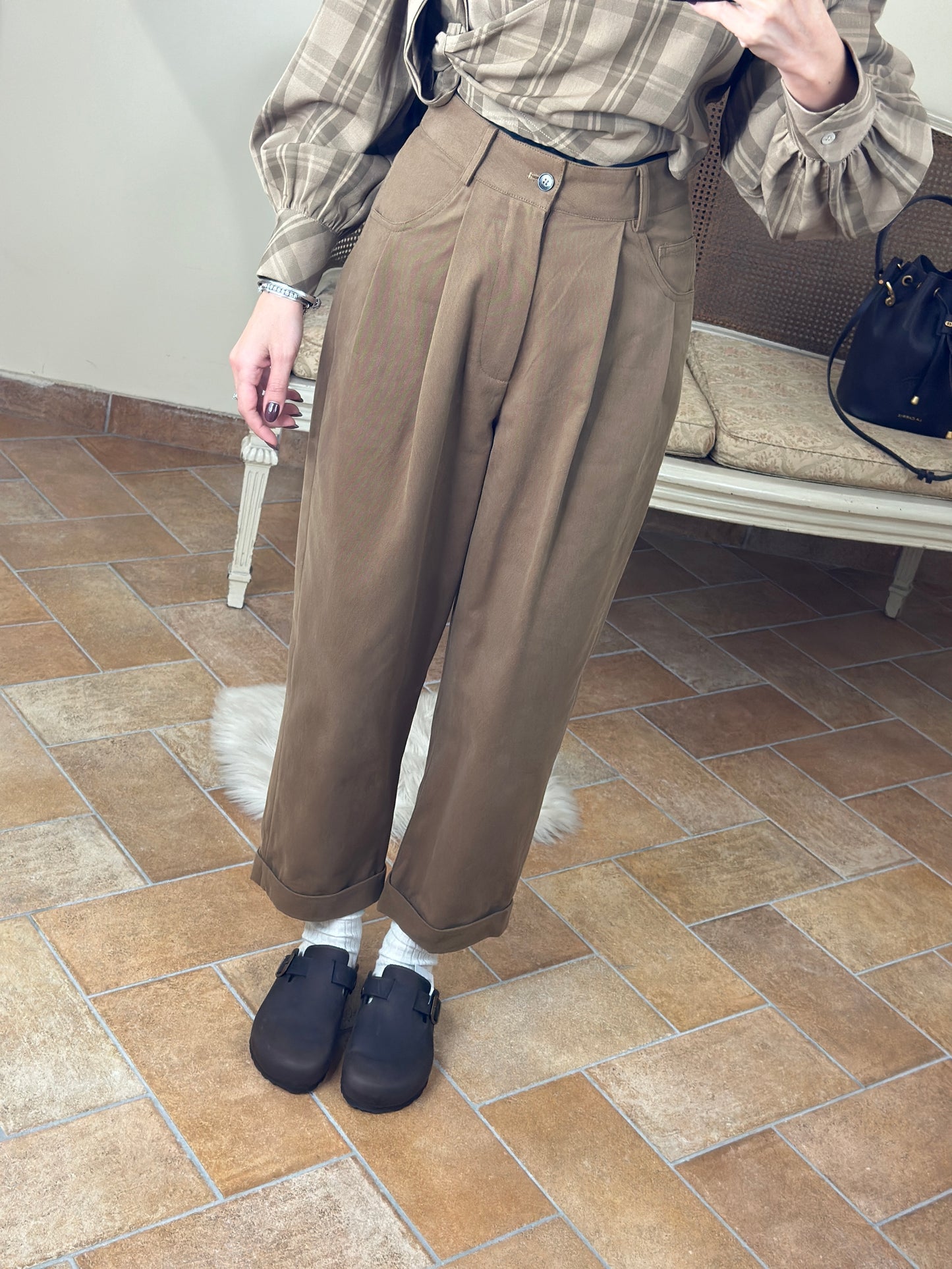 Eleh pantalone ovetto marrone