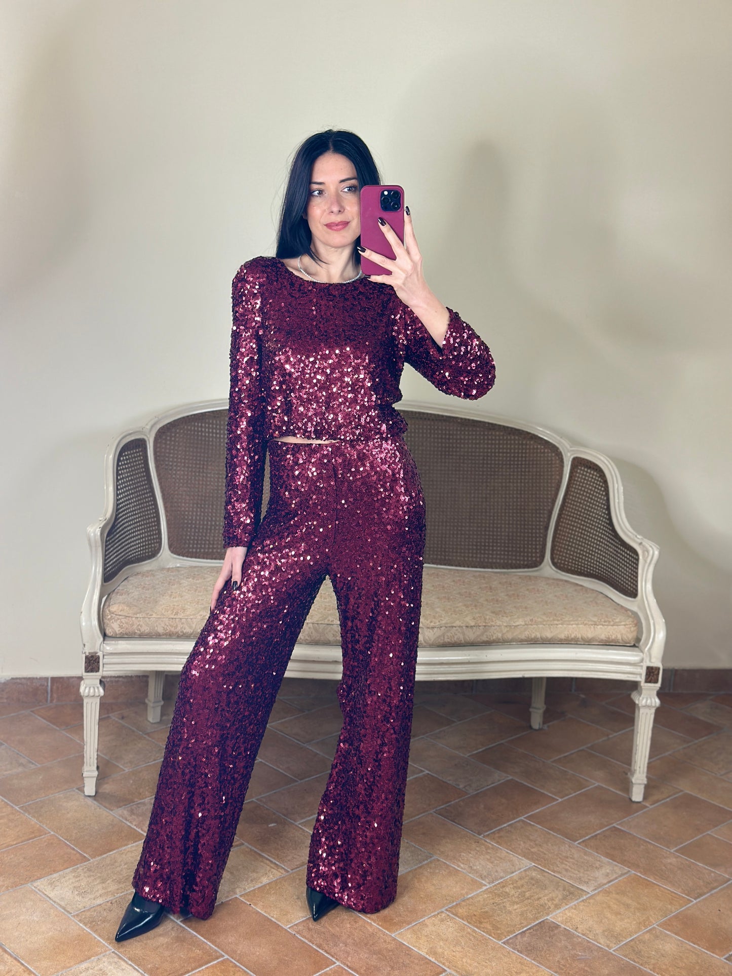 Tensione in Pantalone a palazzo con paillettes BURGUNDY