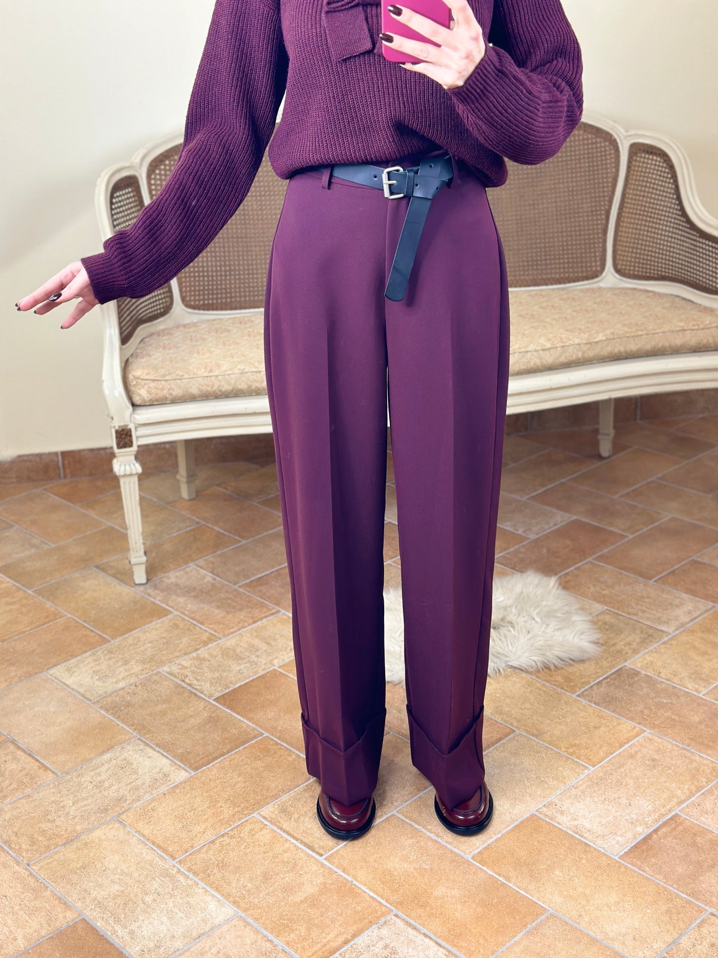 Tensione In Pantalone cropped con risvolto Burgundy